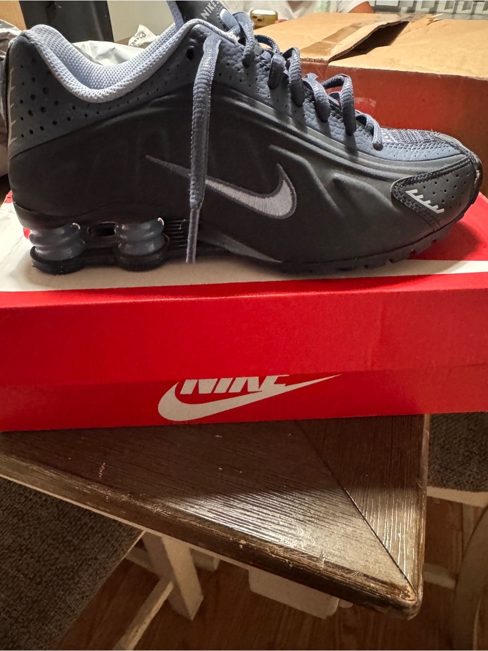 Nike Men’s Dark Gray/Light Gray Shox Athletic Shoes
